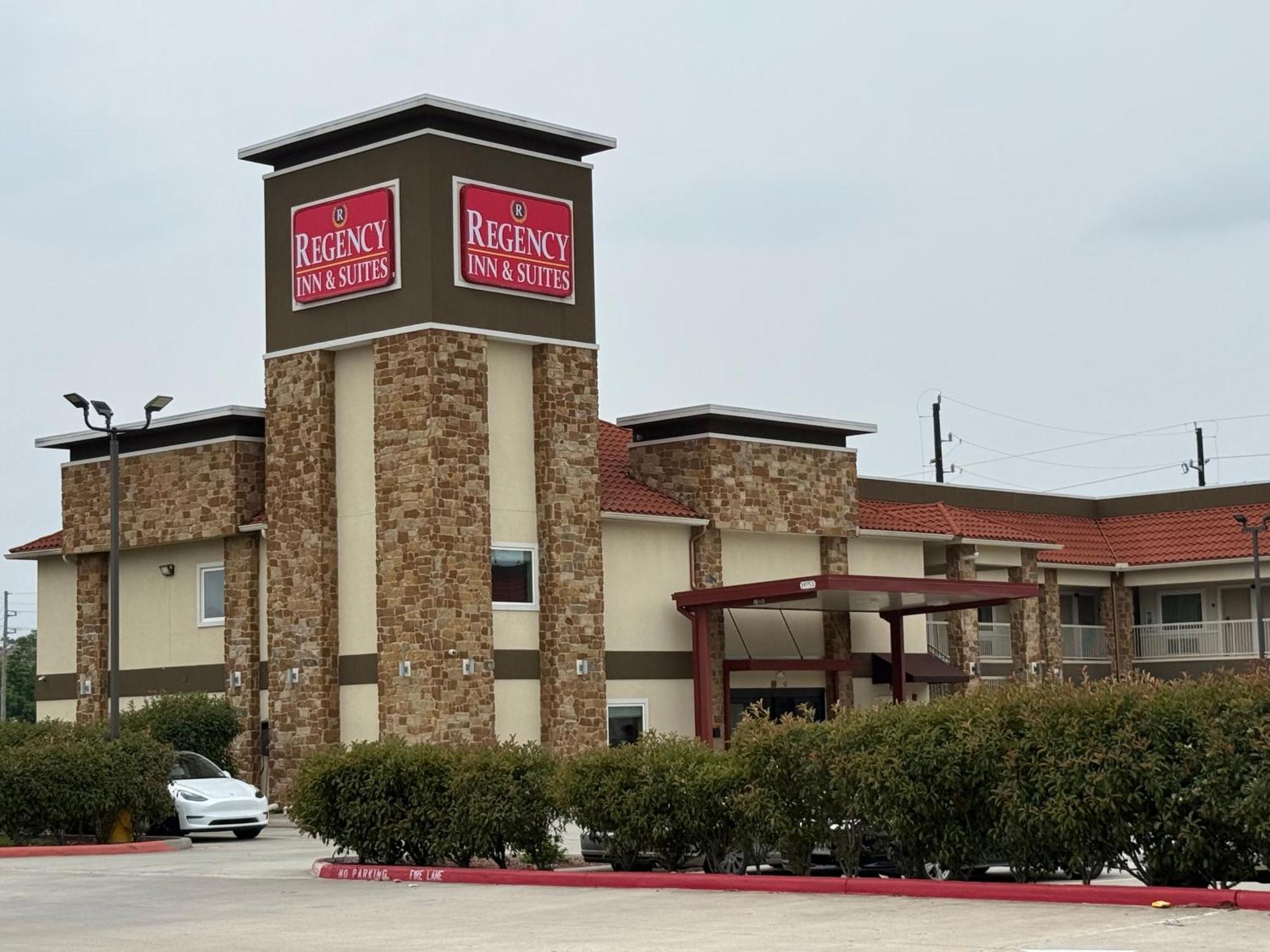 Regency Inn & Suites Humble Fm1960 - Iah Airport Exterior foto